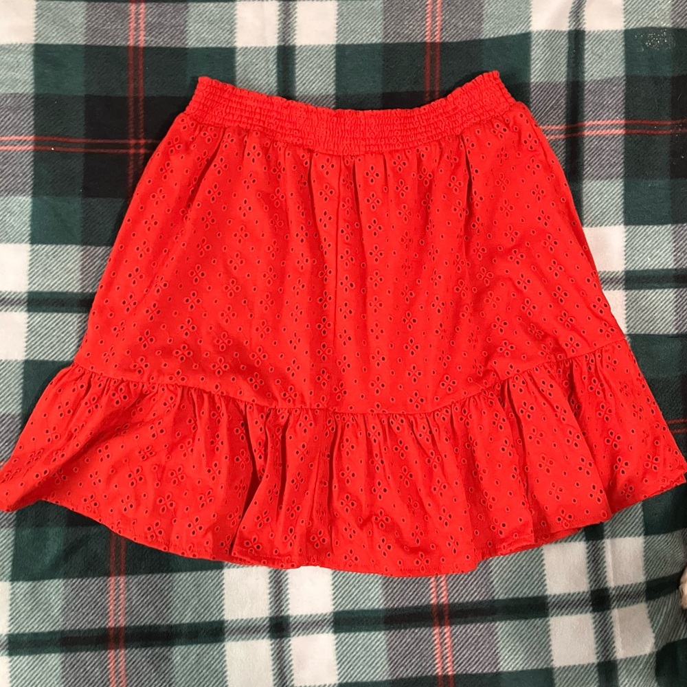 NWT LOFT Red Eyelet Skirt New Feminine, Flirty, Ready for Fashion Forward Fun 4U - Picture 6 of 6